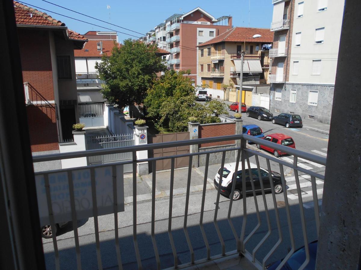 A 10 minuti di metro dal centro Turim Exterior foto